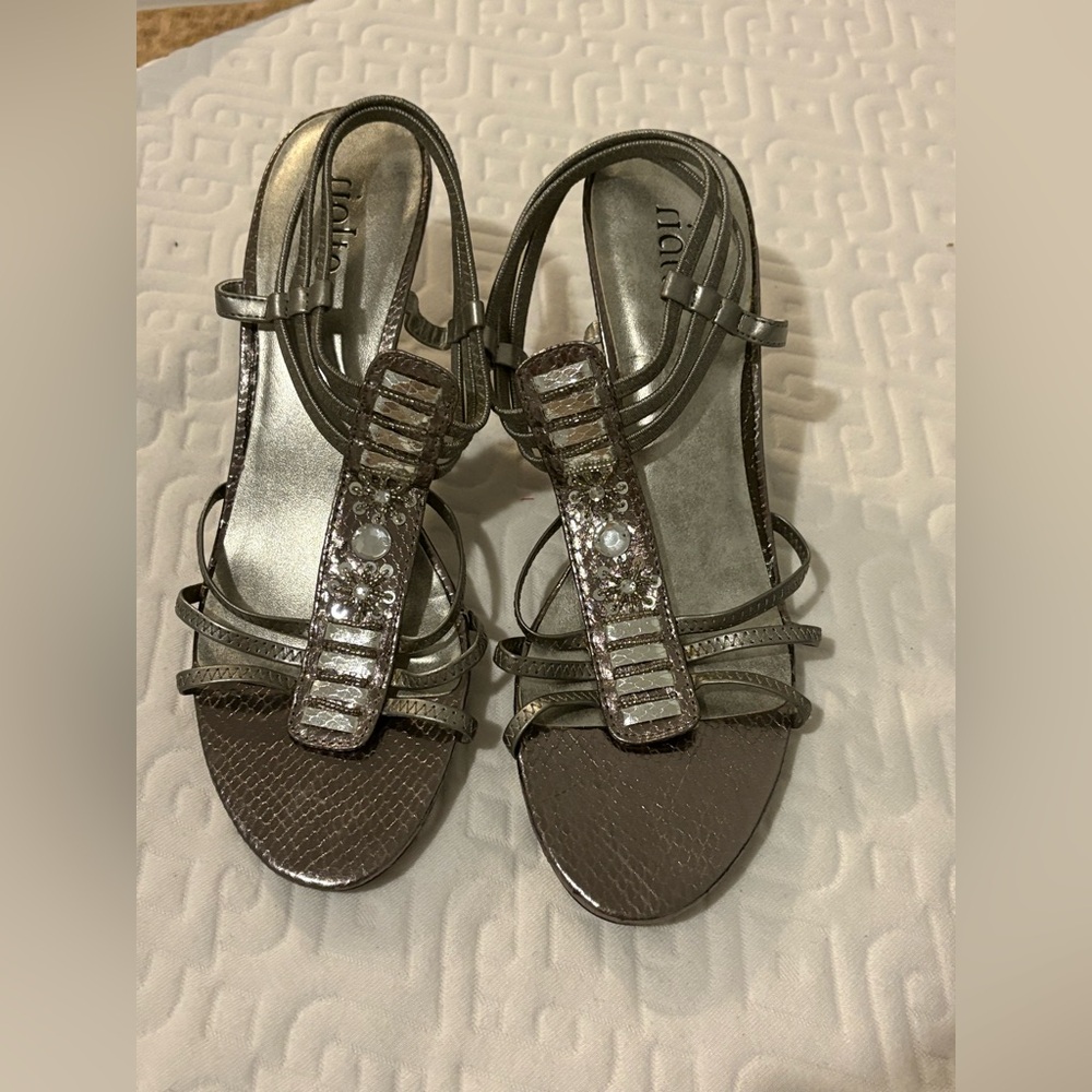 Rialto silver sandals